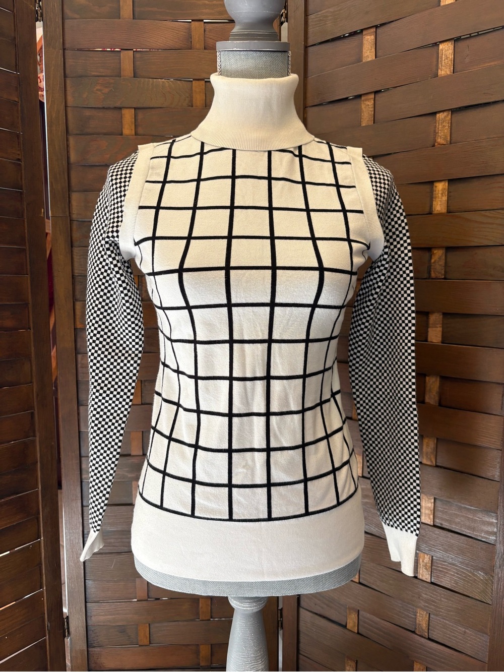 Karen Millen checkered Grid Turtleneck knit two toned Sweater size 2